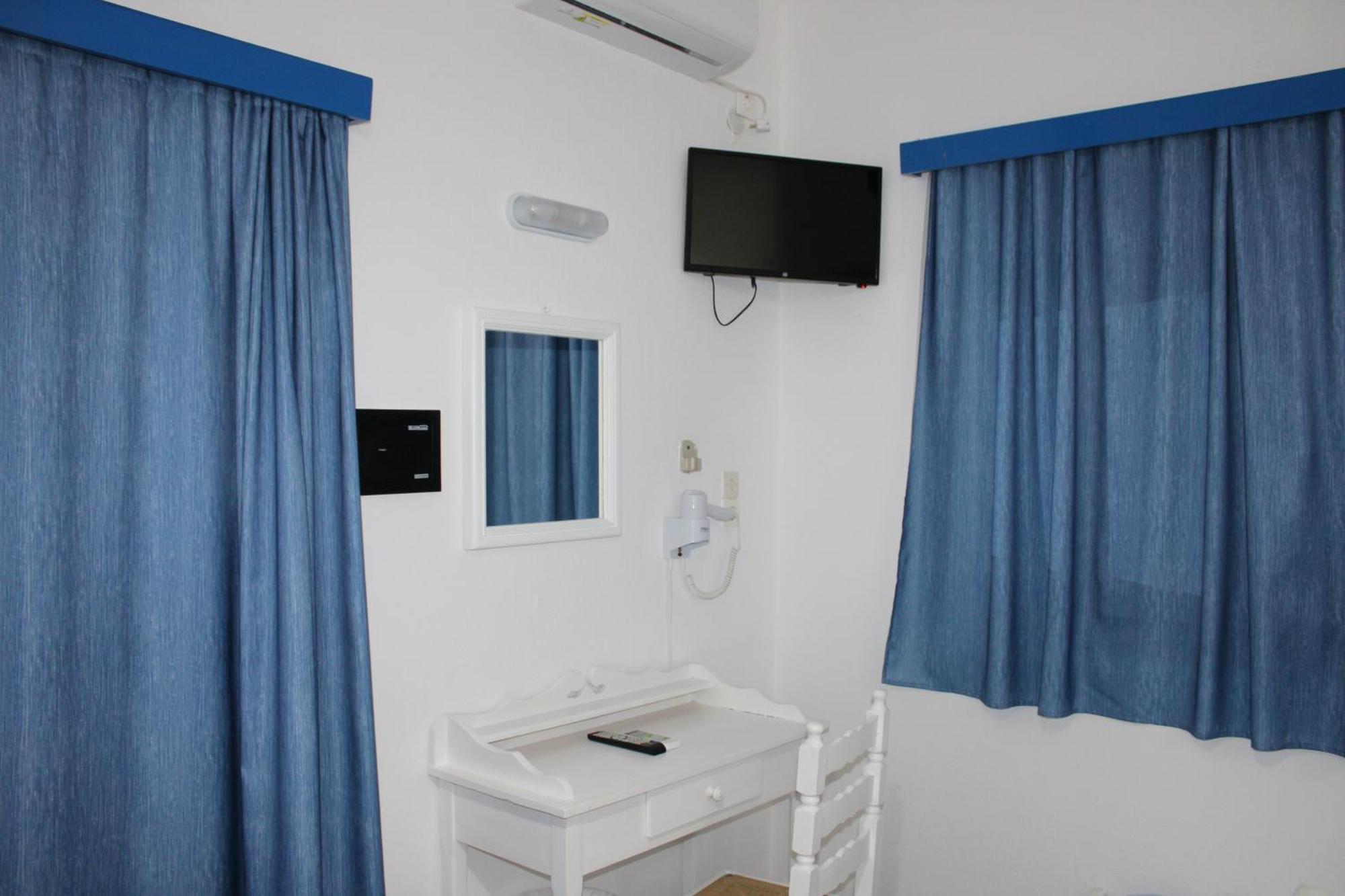 The Three Anchors Rooms Emporio  Экстерьер фото