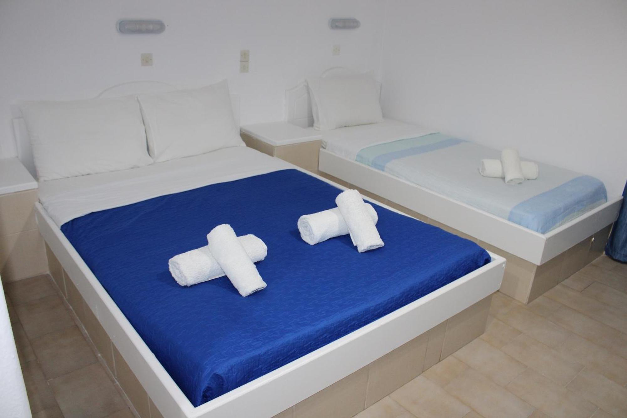 The Three Anchors Rooms Emporio  Экстерьер фото